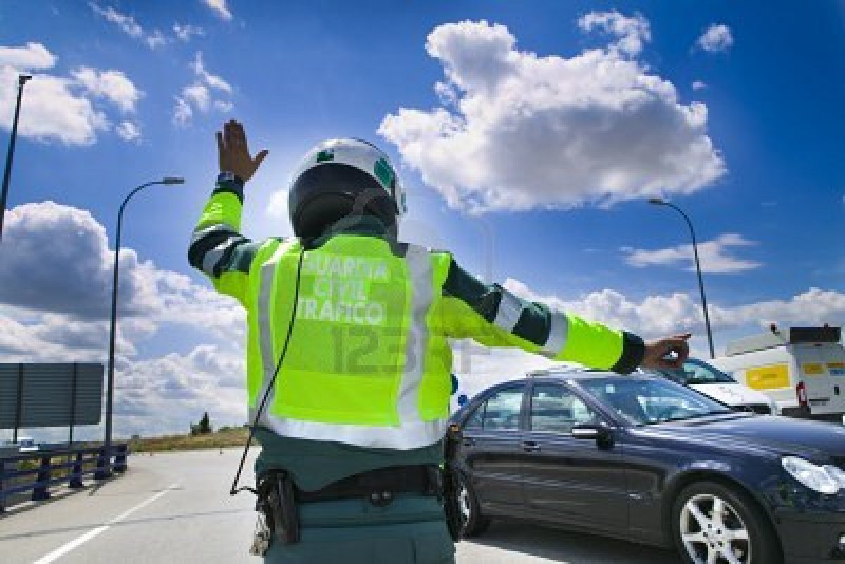 Безопасность туристов. Дорожная полиция Art. Police stop the car. Rafico.