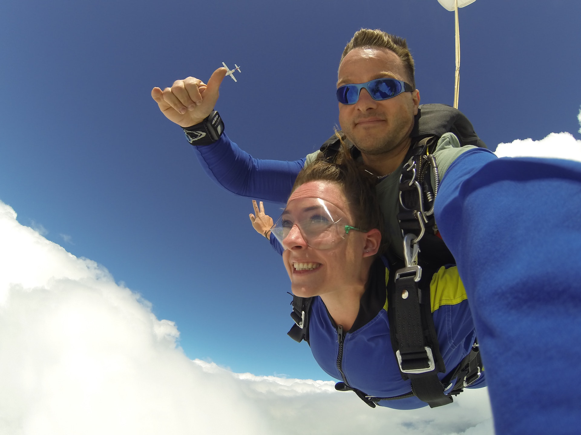 The Skydiving Instructor